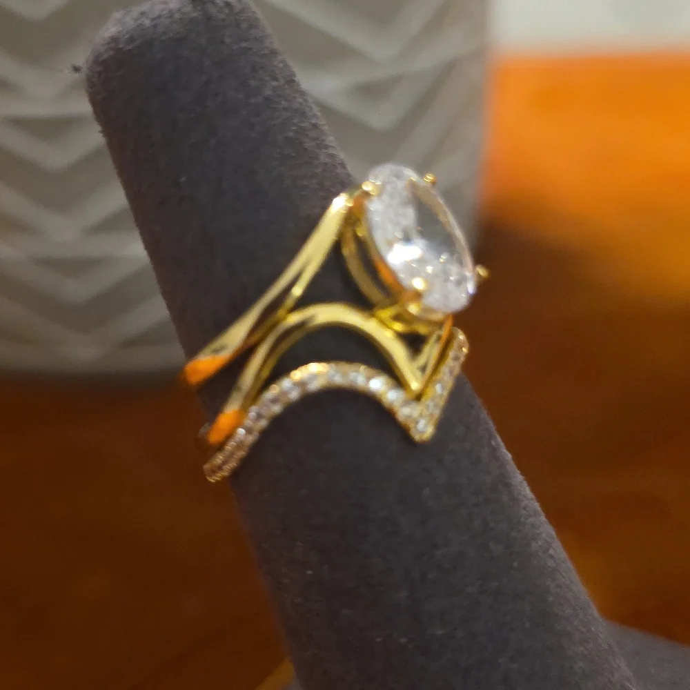 Elegant Gold Plated  and Zirconia  Women's Ring